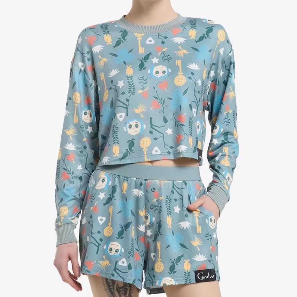 Coraline Garden Icons Lounge Set Hot Topic‎